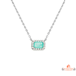 Collier en argent avec pendentif pierre verte rectangulaire entourée de zirconium – Carla Nogueres – 45 cm