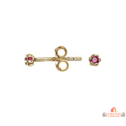 Boucles d’oreilles plaqué or avec solitaire rouge en oxyde de zirconium – Carla Nogueres